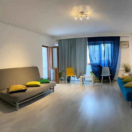 Green Apartment 41 Bucarest Extérieur photo